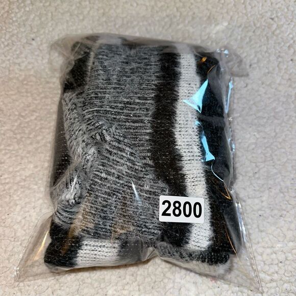 Leith Small Super Soft Button Down Cardigan Charcoal Gray White Camo Women’s EUC - Picture 10 of 10